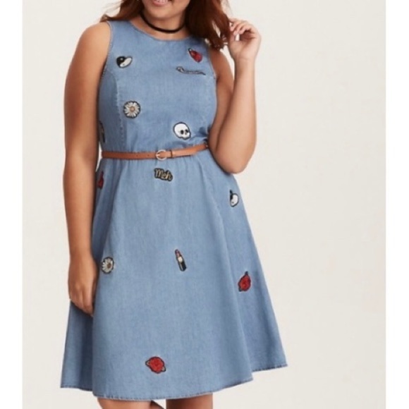 R037 Torrid Sleeveless Denim Patch Midi Dress - Picture 1 of 6